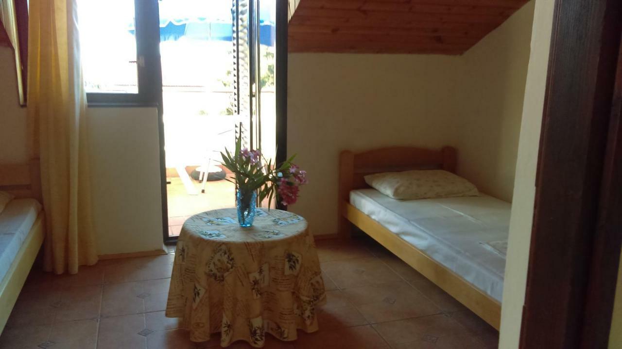 Knaffl Apartment Krk Town Exterior foto